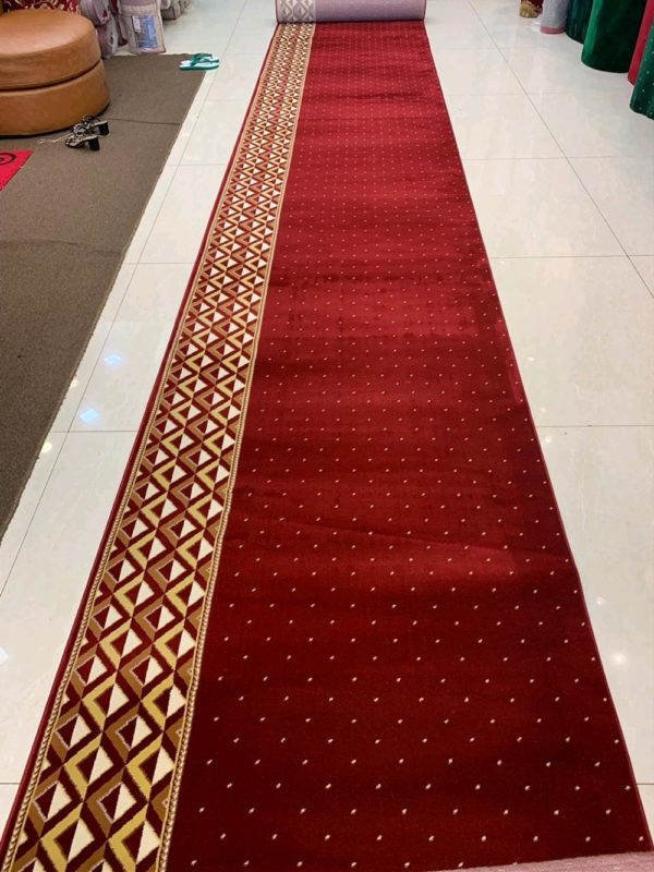 karpet masjid qatar merah