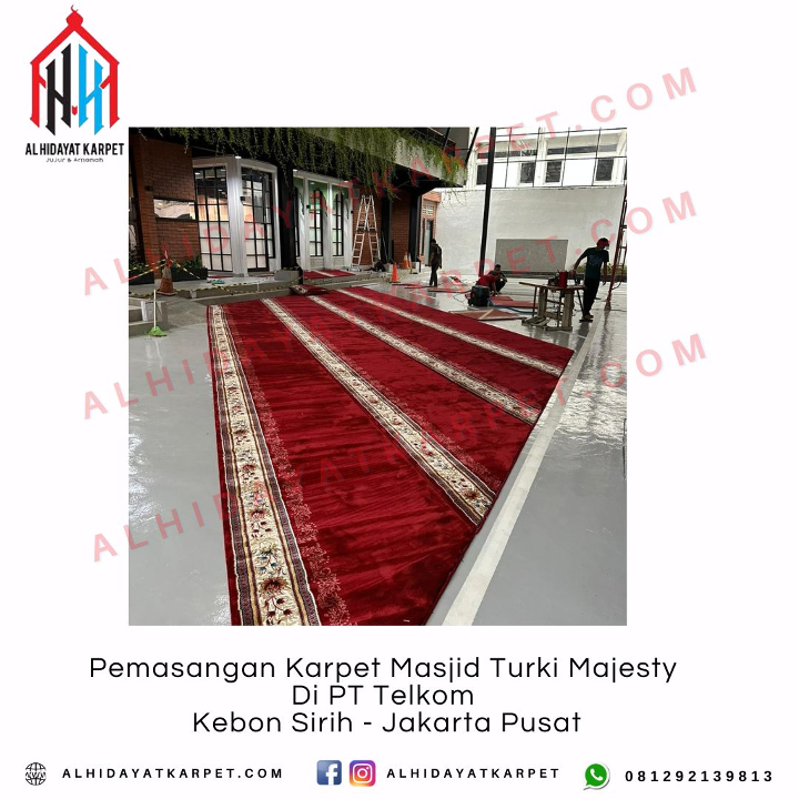 Pemasangan Karpet Masjid Turki Majesty Di PT Telkom Kebon Sirih - Jakarta Pusat
