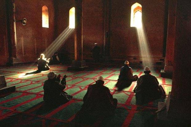 yang membatalkan itikaf