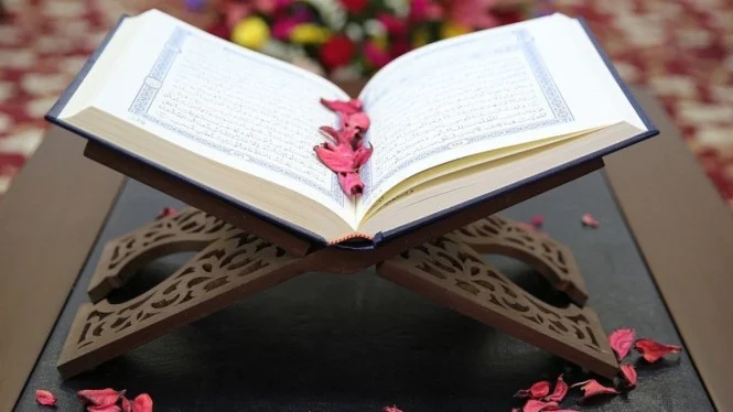 fitnah kekuasaan